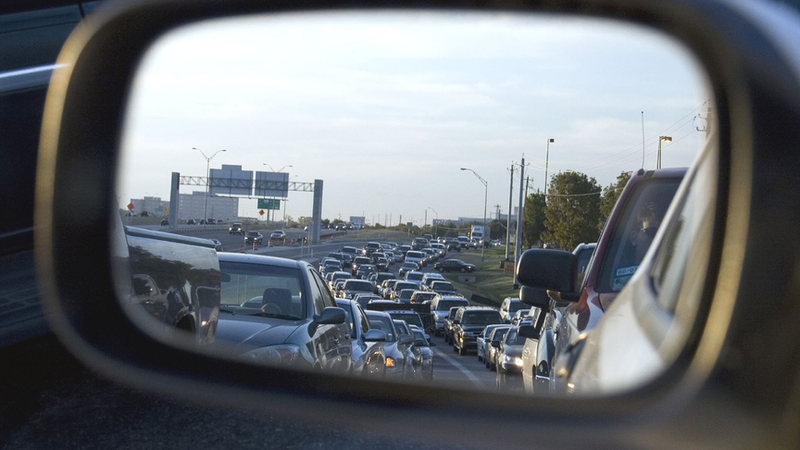 Illustration for article titled How To Enjoy Your Car In The City